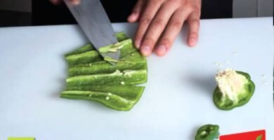 cómo picar correctamente pimientos usando cuchillas afiladas