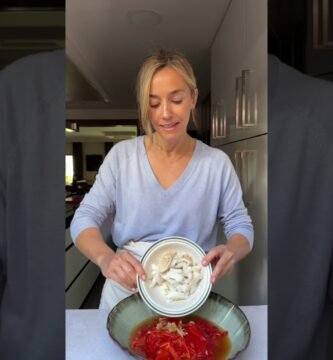 preparar platos saludables con pimientos troceados usando picadora eléctrica