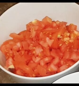 cómo picar correctamente tomates en menos de un minuto
