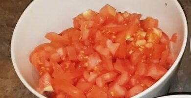 cómo picar correctamente tomates en menos de un minuto