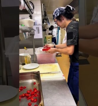 trucos para cortar rápido tomates con el menor esfuerzo posible