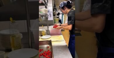 trucos para cortar rápido tomates con el menor esfuerzo posible