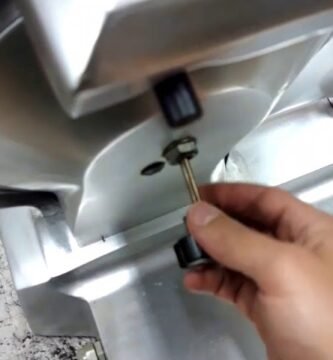 cuándo desinfectar la manivela de una picadora eléctrica