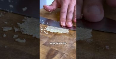 ensalada de ajo con picado fino