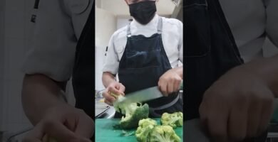 trucos para cortar rápido brócoli en picadora manual